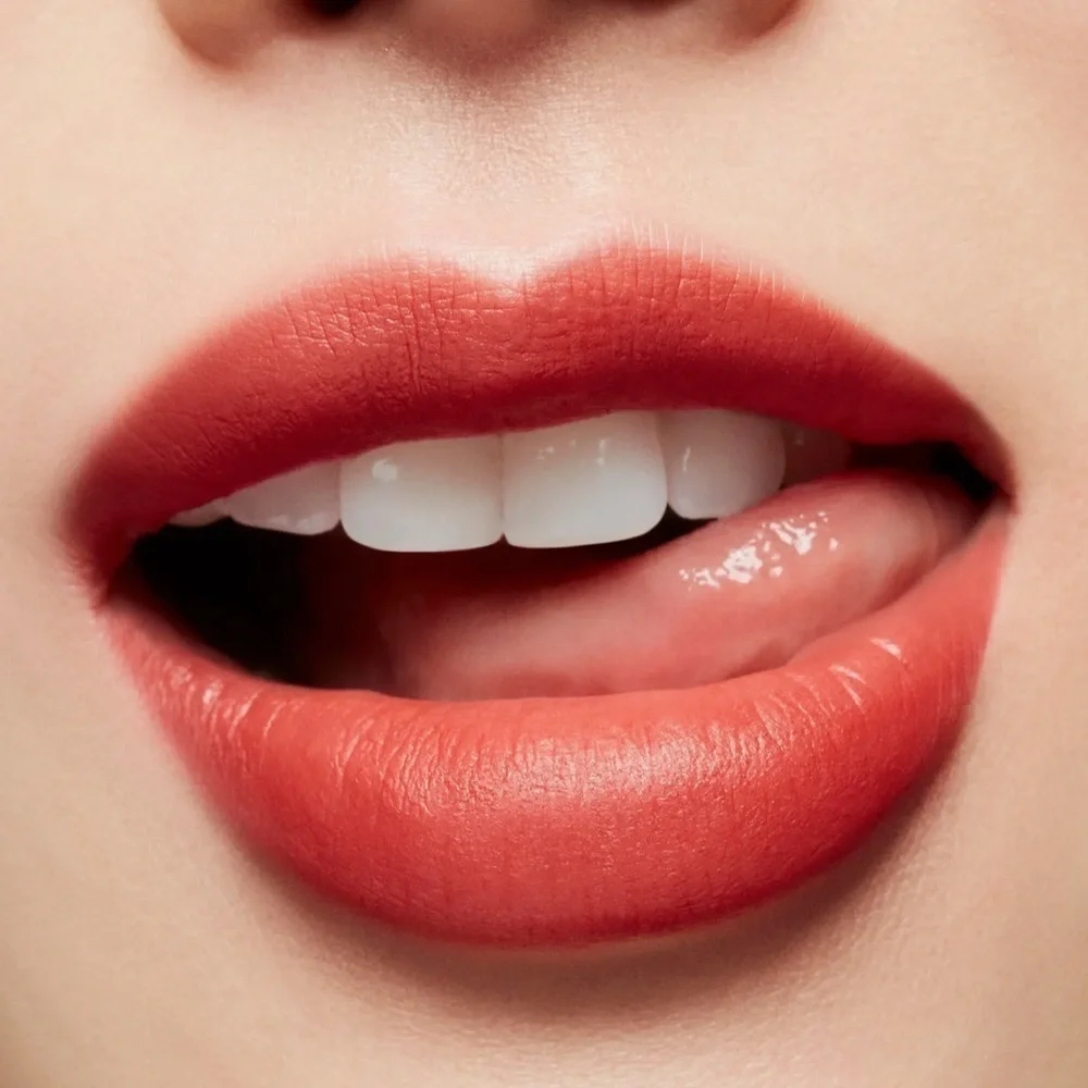 MAC Powder Kiss Liquid Lipcolour-Devoted To Chili- Limited Edition